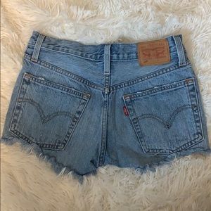 Levi’s 501 distressed shorts